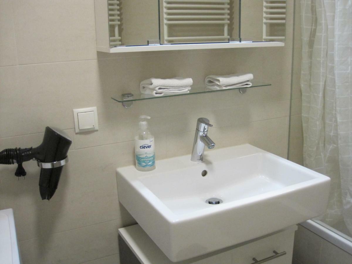 Apartment With Parking On Premise Wiedeń Zewnętrze zdjęcie