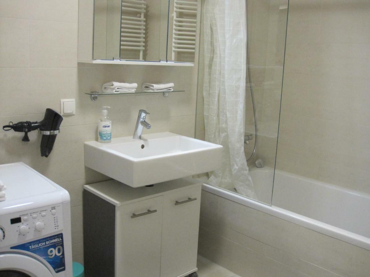 Apartment With Parking On Premise Wiedeń Zewnętrze zdjęcie